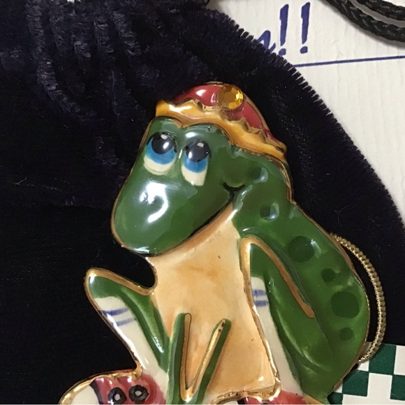 Closine Enamel Frog Brooch Pin NIB - Picture 3 of 5